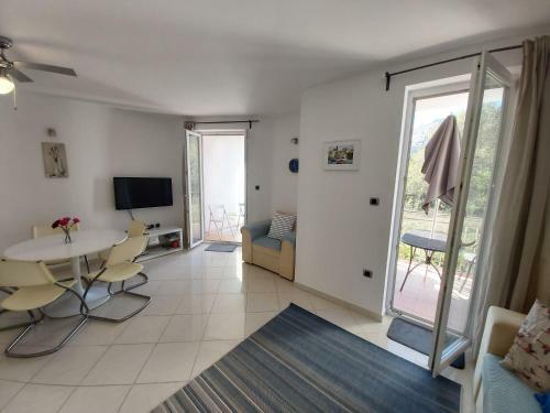 Apartment Nika, 4*, 2-bedroom, Barbecue