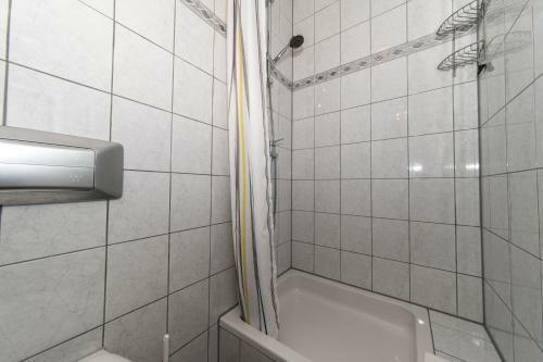 Hostal House Bacak - Apartment & Wellness-studio
