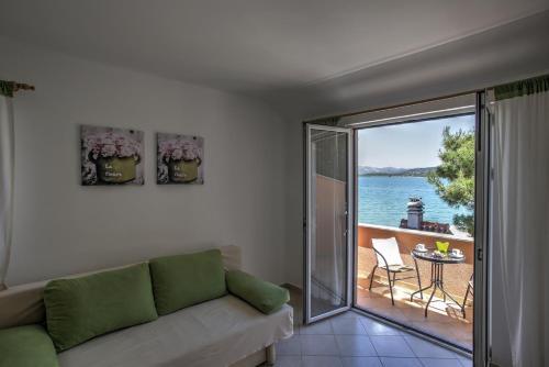 Apartment Ena 2