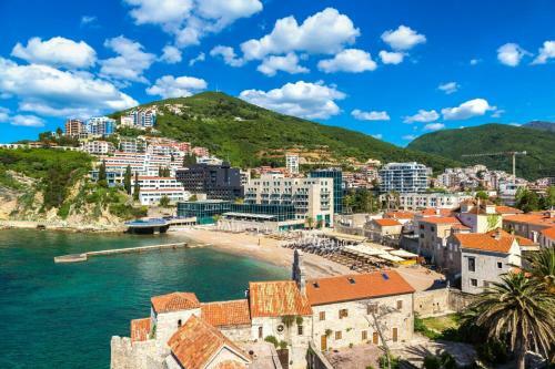 Budva Family Apartment