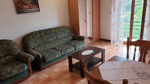 Apartments Carevi Dvori