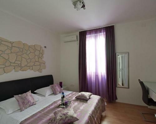 Kuzma Rooms And Apartments