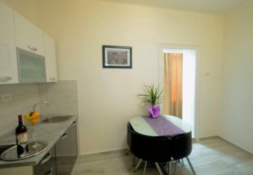 Kuzma Rooms And Apartments