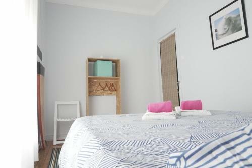 Albergue Espinho Surf House