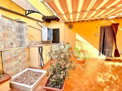 Casa Dei Coralli Bianca Cefal� Con Patio Esterno
