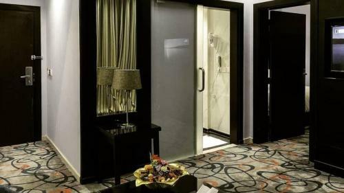 Hotel Swiss By Pioneer