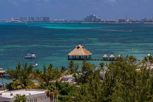 Amara Beachfront Apartments By The Sea