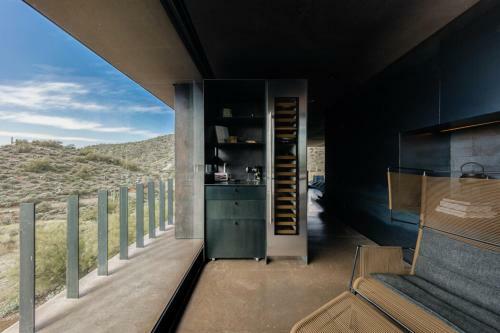 5 Acre Desert Sanctuary With Luxury Amenities