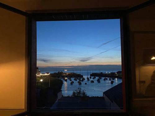 Island House - The Best Panoramic Harbour Views