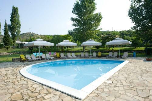 Agriani Hotel