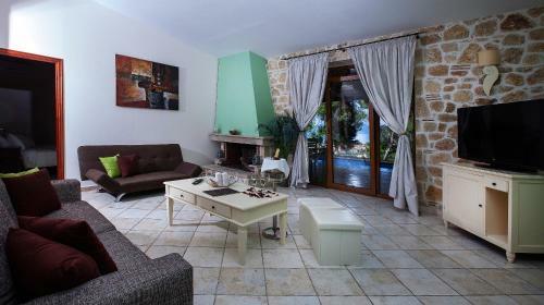 Alia Palace Luxury Hotel And Villas