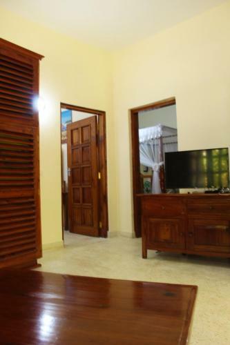 Tembo Court Apartments