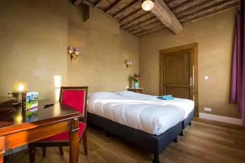 Hostal Guest House La Mairie