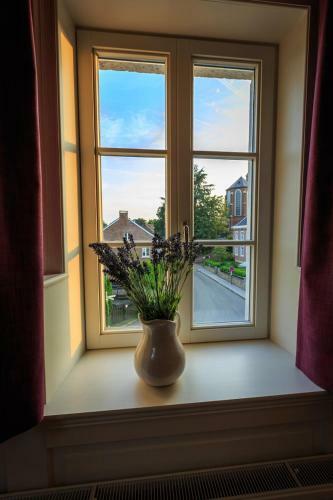 Hostal Guest House La Mairie