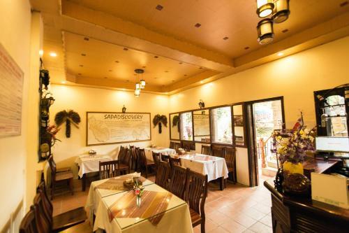 Auberge Dang Trung Hotel