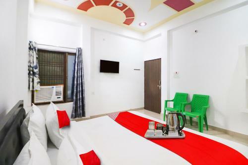 Hotel Oyo Flagship 91746 Crown Guest House
