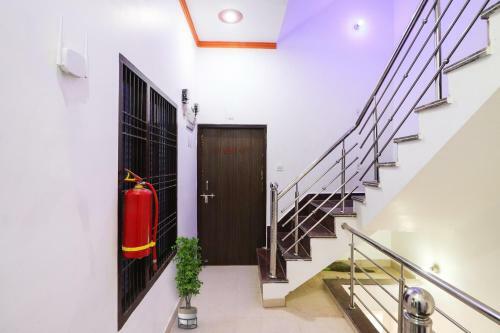 Hotel Oyo Flagship 91746 Crown Guest House
