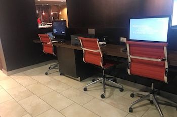 Hotel Courtyard By Marriott