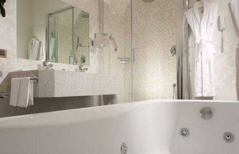 Nazionale Roma Hotel & Conference Center