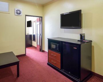 Hotel Quality Suites Bush/ Iah Airport