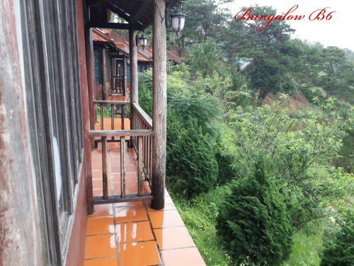 Hotel Osaka Village Dalat