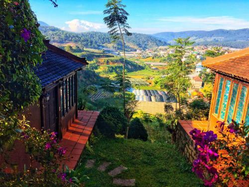 Hotel Osaka Village Dalat