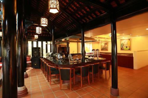 Hotel Osaka Village Dalat