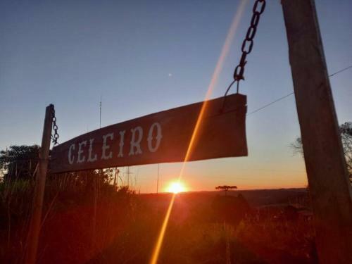 Celeiro Guarapuava Casa R�stica E Moderna