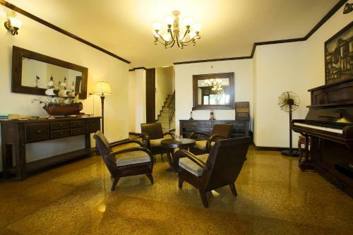 Chu Hotel