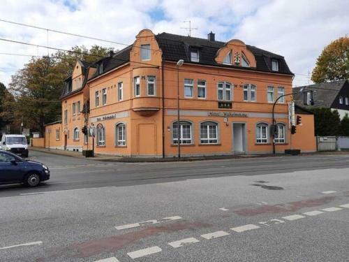 Atmospheric Apartment In Essen With Sauna