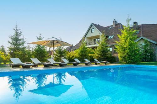 Villa Lakeland Residence