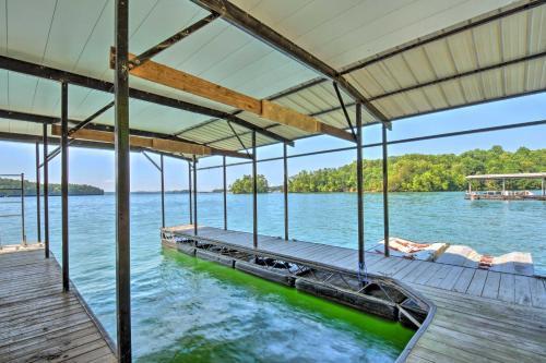 Gainesville Lakefront Retreat With Private Dock