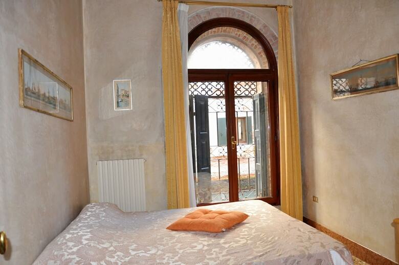 Casa Dei Pittori Venice Apartments