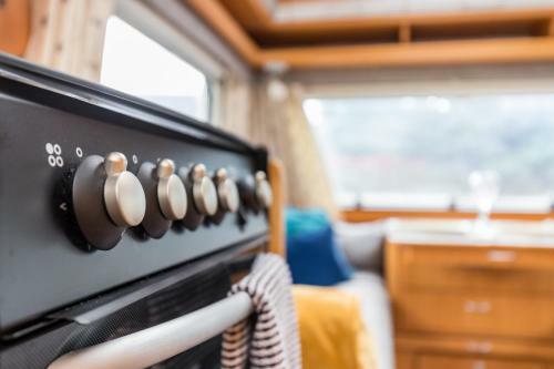 Cosy Caravan On Luxury Campsite