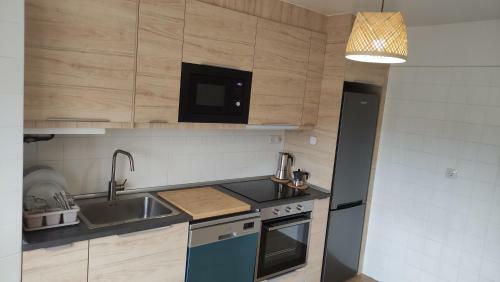Apartamento Piso Amplio Y Luminoso Cerca De La Playa..!!