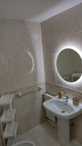 Apartamento Piso Amplio Y Luminoso Cerca De La Playa..!!