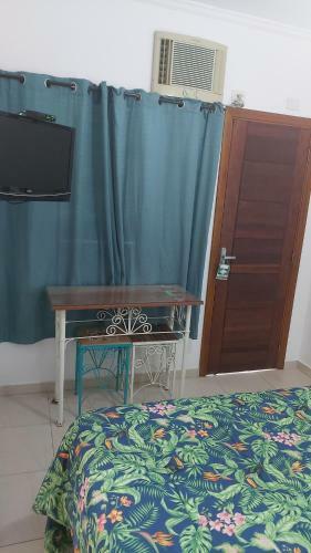 Posada Pousada Villa Virg�nia Guaruj�