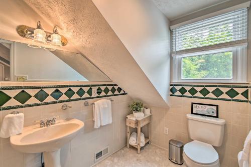 Waterfront Parkton Home With Pool And Boat Dock!