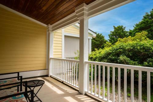 Marina 1 By Oak Island Accommodations