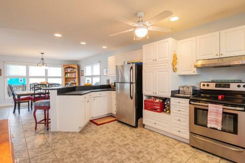 Southern Horizons By Oak Island Accommodations