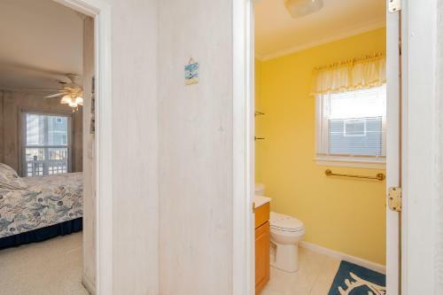 See The Sea By Oak Island Accommodations