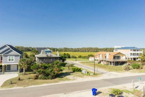 The Treasure Chest By Oak Island Accommodations