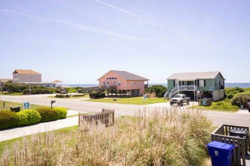 Shorebird By Oak Island Accommodations