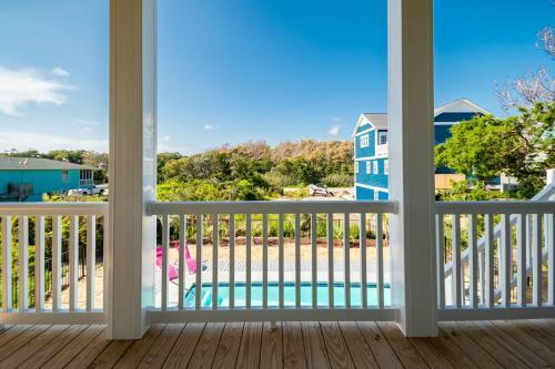 Sweet Sunshine By Oak Island Accommodations