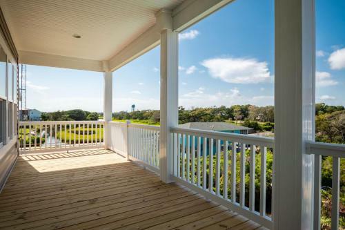 Sweet Sunshine By Oak Island Accommodations