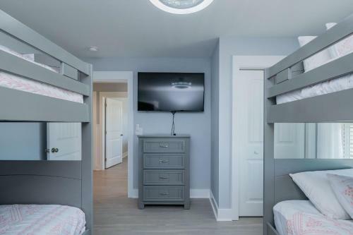 Sweet Sunshine By Oak Island Accommodations