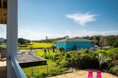 Sweet Sunshine By Oak Island Accommodations