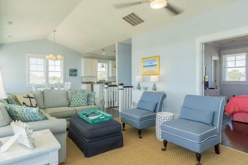 Kiki Hut By Oak Island Accommodations