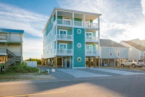 The Sandcastle By Oak Island Accommodations