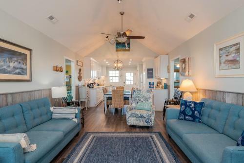 Sherrys Paradise By Oak Island Accommodations